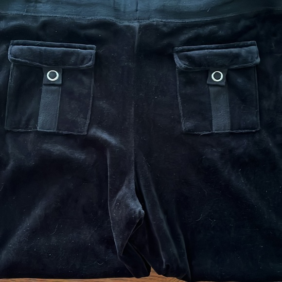 SET- Disney Cruise Line Black Velour Track Set preowned lightly used. - Picture 9 of 9